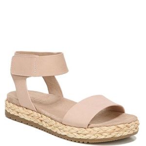 Soul Naturalized - Women Deed Platform Ankle-Strap Sandals